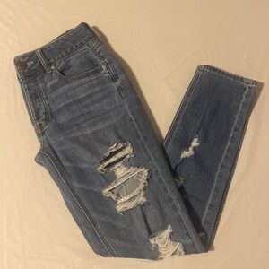 American Eagle Outfitters TomGirl Medium Wash Ripped Jeans Size 0 Regular NWOT